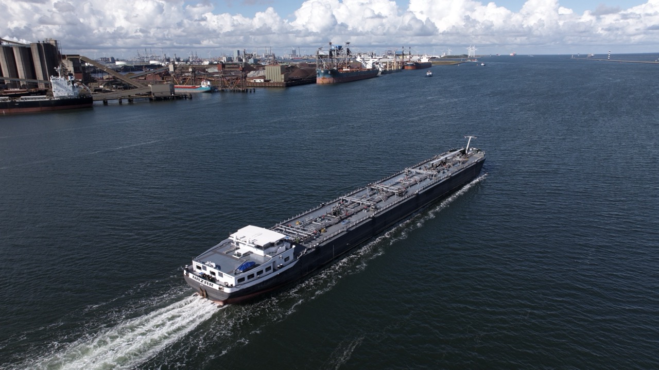 nazar, ams barging, bunkering, tankvaart