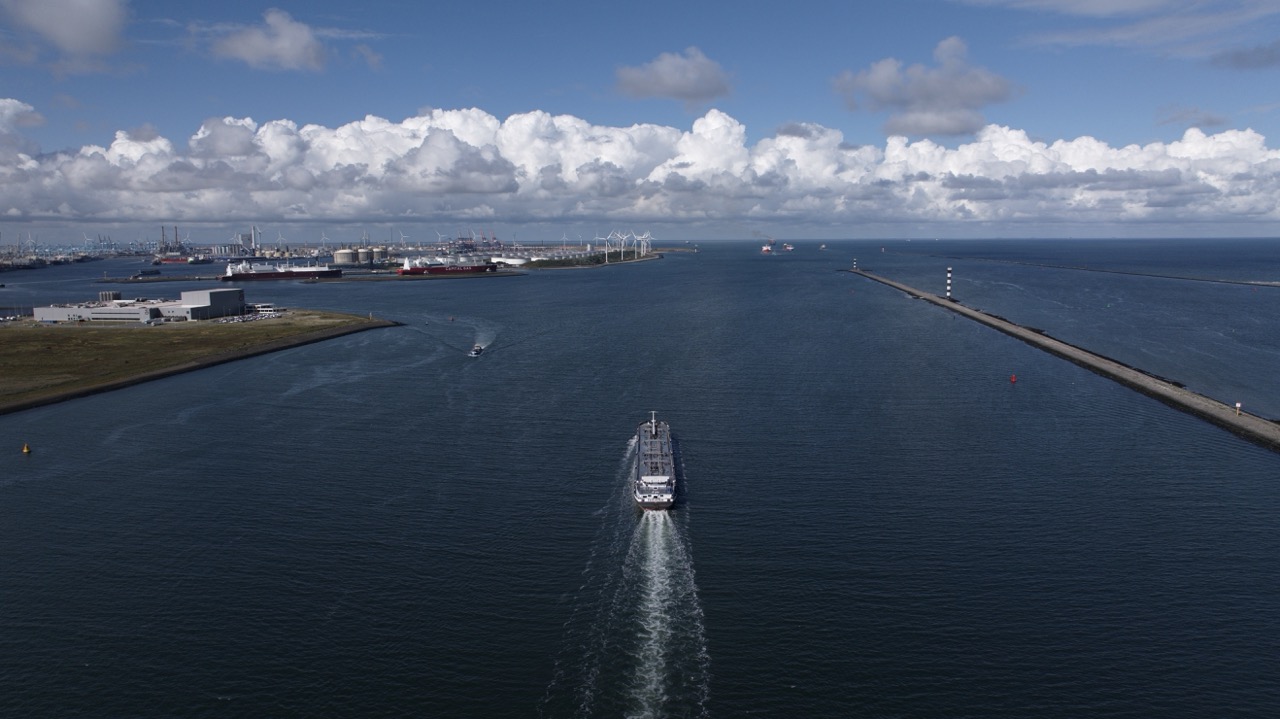 nazar, ams barging, bunkering, tankvaart