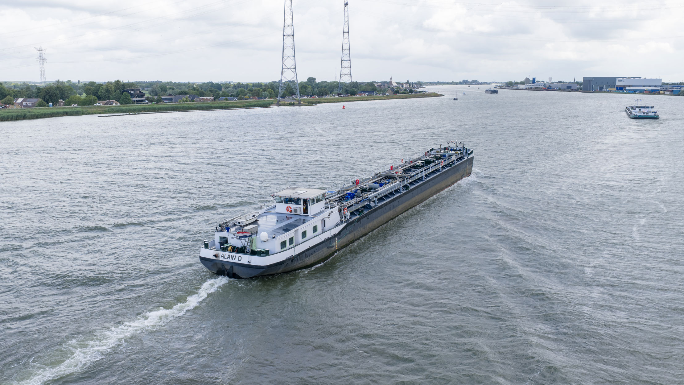 alain d, ams barging, tanker, tankvaart, transport, liquid bulk, kinderdijk