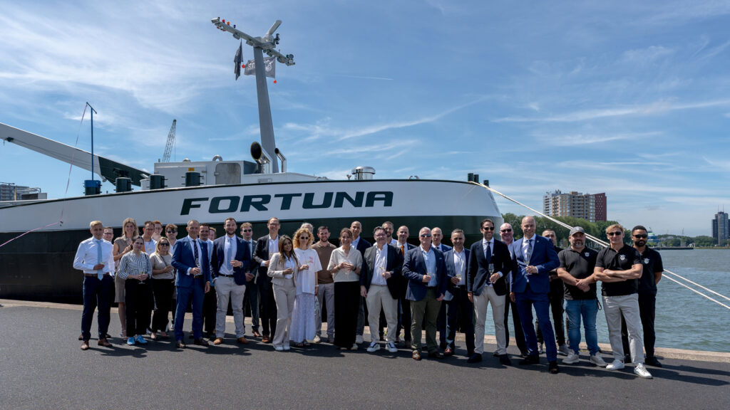 baptism, christening, mts fortuna, rotterdam, bp, ams barging, bunkering, barging, methanol, diesel electric