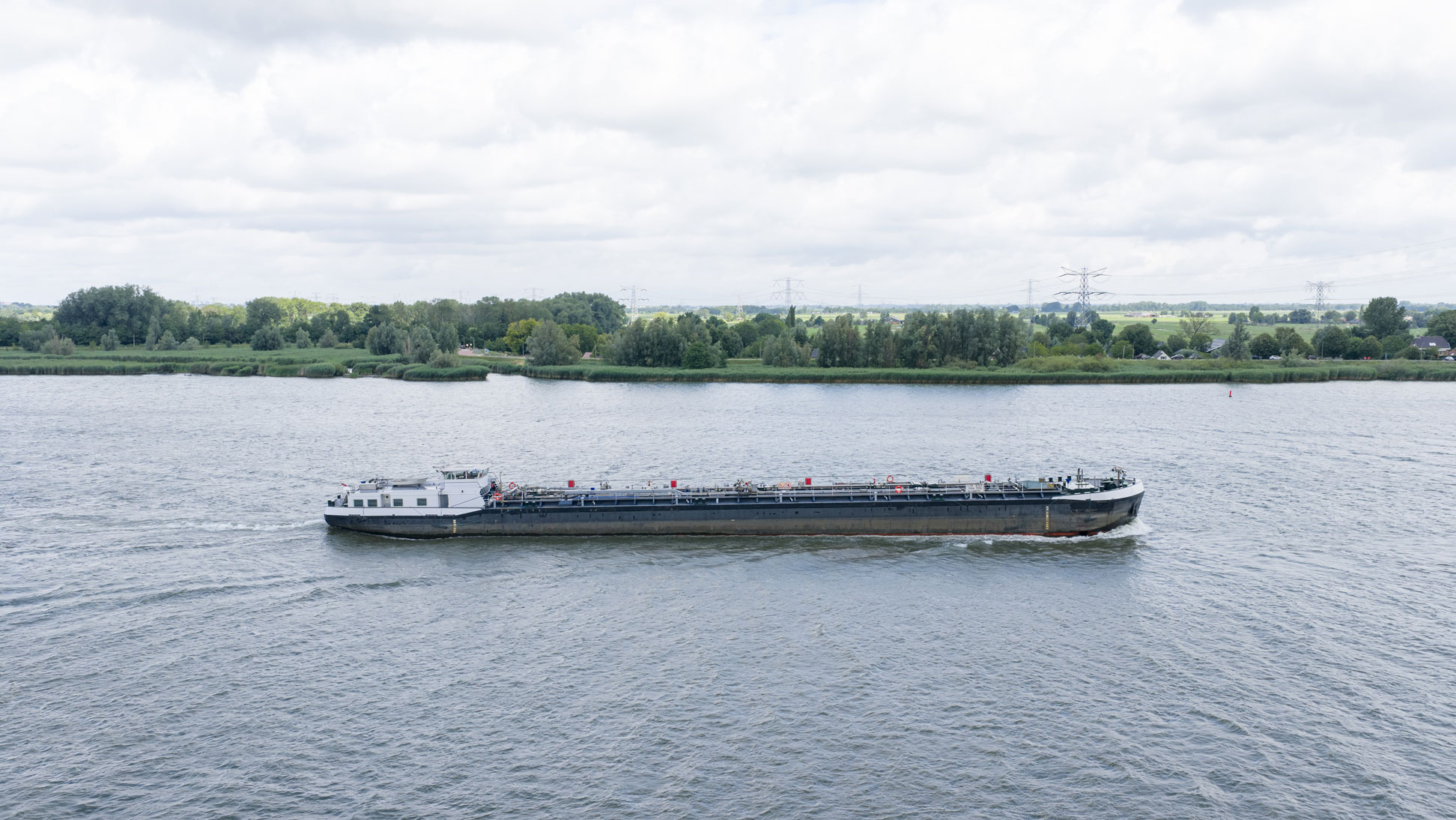 mts issa, ams barging, mts alain d, bunkering, transport, liquid bulk, tankvaart