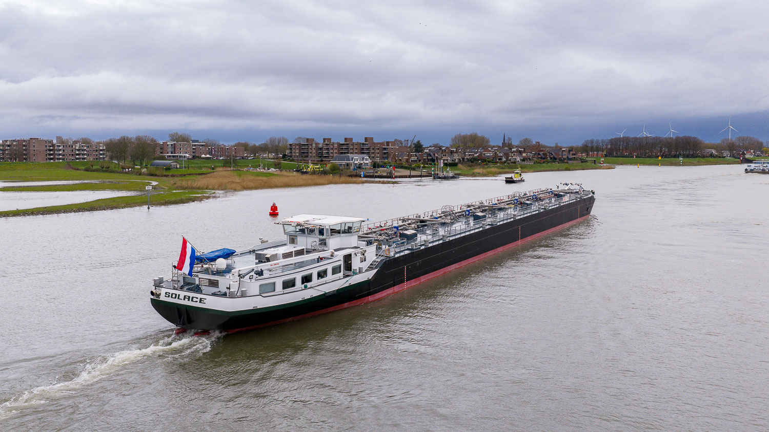 mts solace, tanker, barging, bunkering, tankvaart, tankervessel, liquid bulk